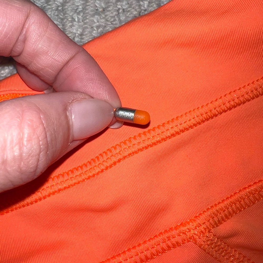 Lululemon size 4 neon orange cropped mesh running leggings - Picture 6 of 7